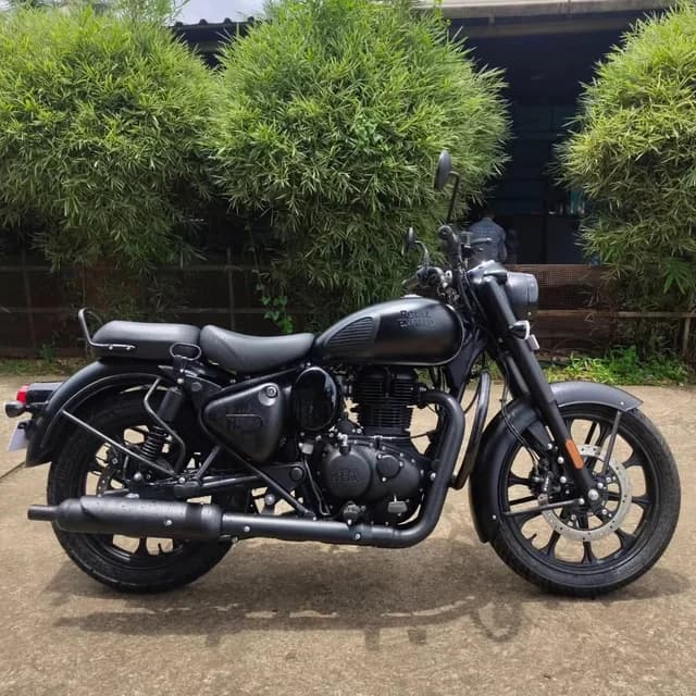 Motorbike for hire in Kathmandu, Nepal — Autara Rental